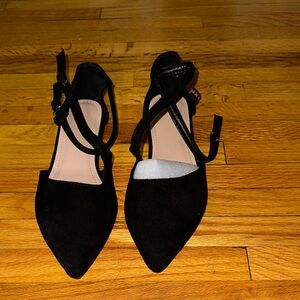 SHEIN Black Pointed Toe Flats